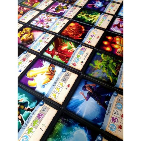 Gamer Café Mágikus Tekercsek társasjáték 